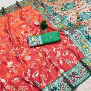 Seraphic Peach Paithani Silk Saree With Adoring Blouse Piece