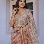 Printed Multicolor Linen Saree for Women with Multicolor Pallu and Ethnic Border – Lightweight Casual Wear