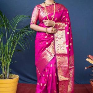 Glamgait Soft Lichi Silk Jacquard Saree