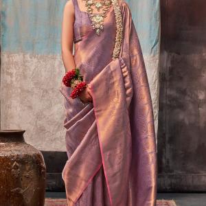 Sempiternal Lavender Kanjivaram Silk Saree With Snazzy Blouse Piece
