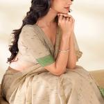 Resonant Beige Pure Munga Cotton Saree With Seraglio Blouse Piece