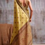 Evanescent Yellow Cotton Silk Saree With Proficient Blouse Piece