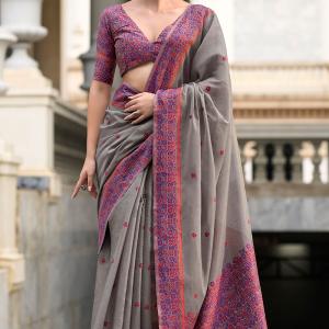 Pulsating Grey Cotton Silk Saree With Vivacious Blouse Piece