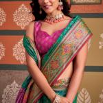 Elegant Rama Patola Silk Saree with Prettiest Blouse Piece