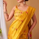 Devastating Golden Banarasi Tissue Silk Saree With Proficient Blouse Piece