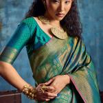 Pleasant Rama Kanjivaram Silk Saree With Stunning Blouse Piece