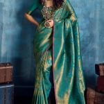 Resonant Green Kanjivaram Silk Saree With Entrancing Blouse Piece