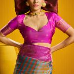 Sensational Blue Two Tone Chex Banarasi Silk Saree With Snazzy Blouse Piece