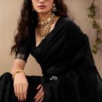 Sonorous Black Cotton Silk Saree With Impressive Blouse Piece