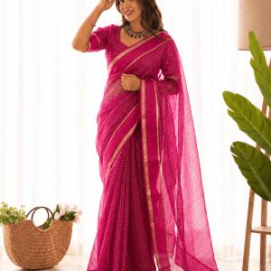 Hypnotic Dark Pink Banarasi Viscose Silk Saree With Dazzling Blouse Piece