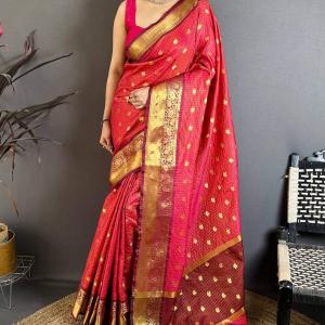 Inimitable Dark Pink Banarasi Tissue Silk Saree With Sonorous Blouse Piece