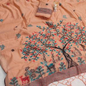 Resplendent Peach Pure Munga Cotton Silk Saree With Flamboyant Blouse Piece