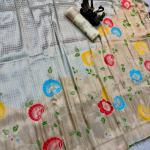 Stunner Off White Banarasi Khadi Silk Saree With Vibrant Blouse Piece