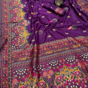 Entrancing Purple Pashmina Saree With Beleaguer Blouse Piece