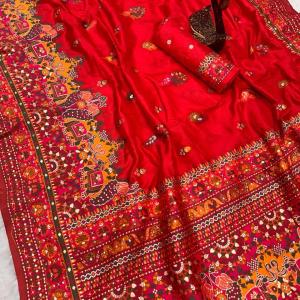Outstanding Red Pashmina Saree With Majesty Blouse Piece