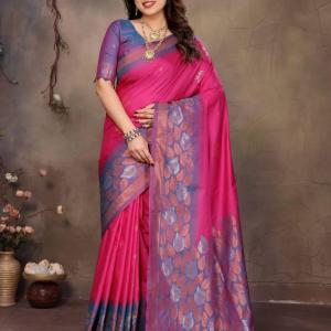 Mellifluous Dark Pink Soft Banarasi Silk Saree With Luxuriant Blouse Piece