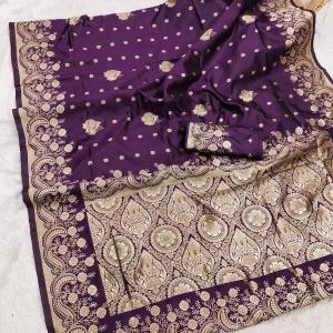 Exquisite Purple Soft Silk Saree With Ephemeral Blouse Piece