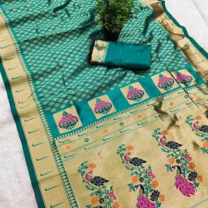 Luminous Rama Paithani Silk Saree With Diaphanous Blouse Piece