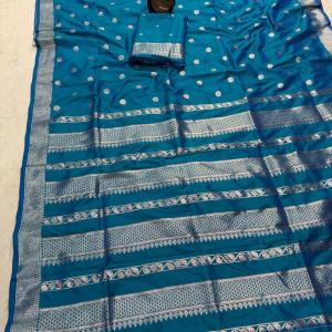 Ratatouille Rama Pure Zari Weaving Banarasi Silk Saree With Ethereal Blouse Piece