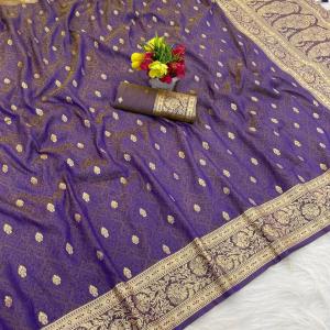 Rhapsodic Lavender Pure Zari Weaving Banarasi Silk Saree With Arresting Blouse Piece