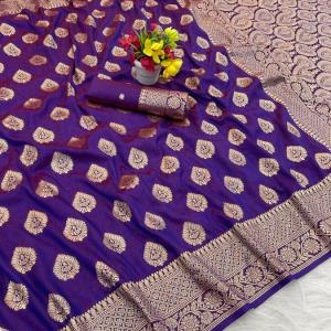 Impressive Purple Pure Zari Weaving Banarasi Silk Saree With Engrossing Blouse Piece