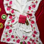 Mesmerising Off White Handwork Crush Silk Saree With Magnificat Blouse Piece
