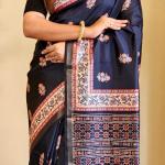 Sempiternal Navy Blue Viscose Dola Silk Printed Saree With Fantabulous Blouse Piece