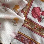 Symmetrical Off White Printed Linen Silk Saree With Luxuriant Blouse Piece