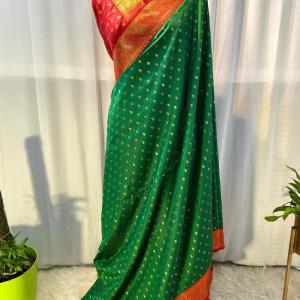 Intricate Dark Pink Soft Banarasi Silk Saree With Surpassing Blouse Piece